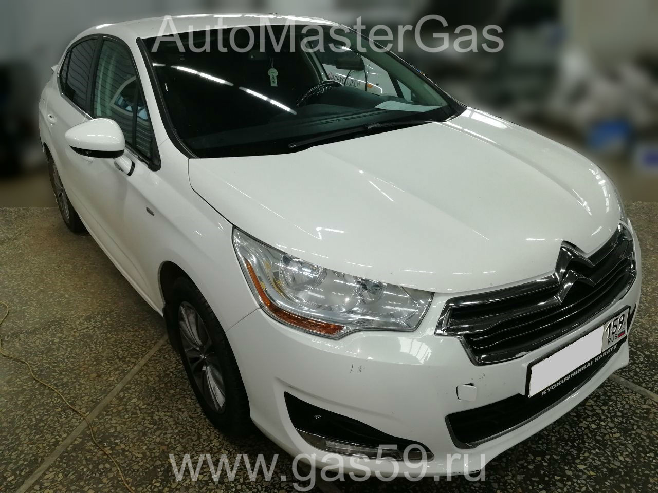 Монтаж ГБО на Citroen C4 2013г., ГБО 4 поколения, пропан LANDIRENZO (Италия), двигатель 1.6л. 4 цилиндра, 116 л.с.