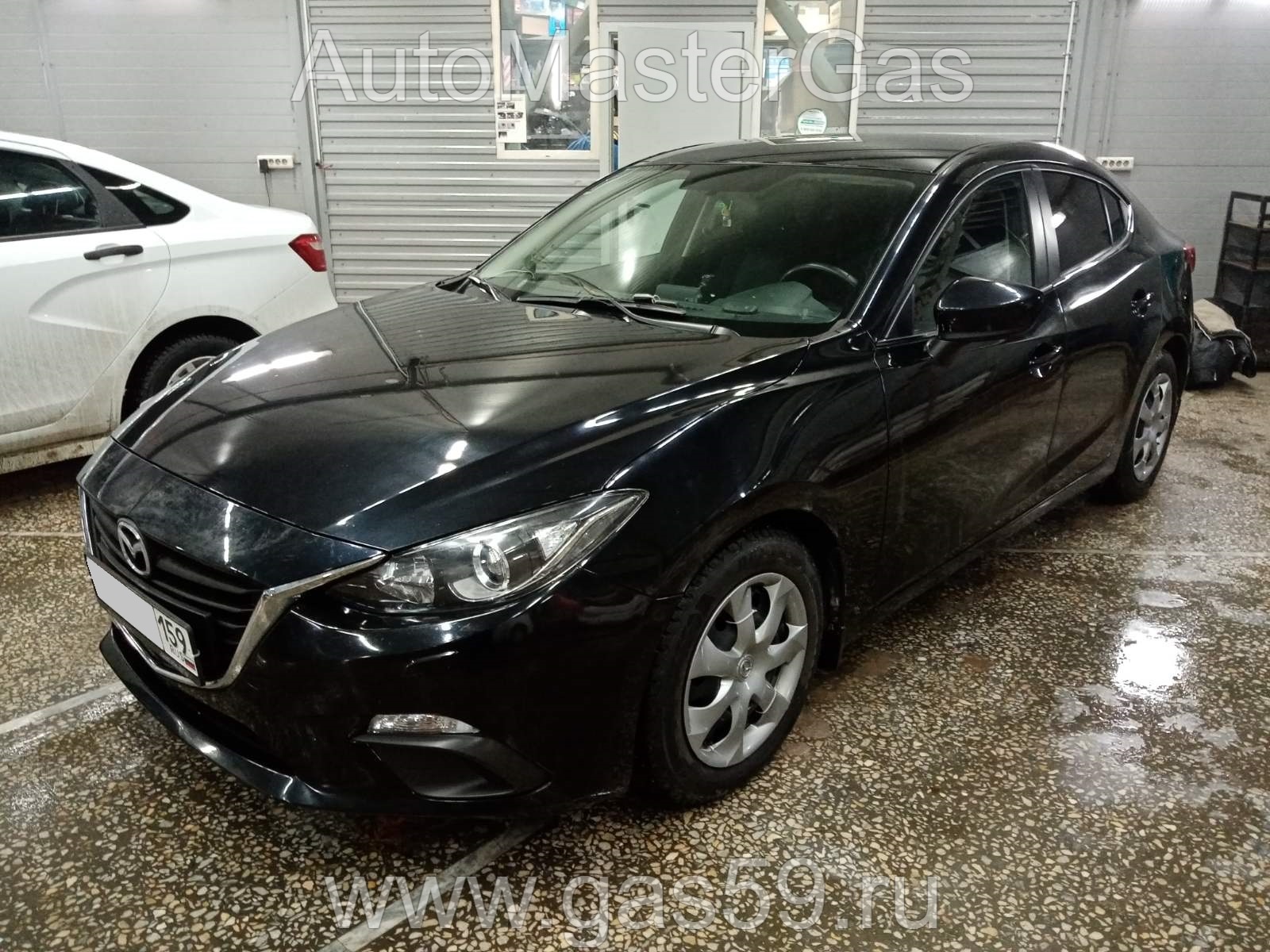 Монтаж ГБО на Mazda 3 2014г., ГБО 4 поколения, пропан LANDIRENZO (Италия), двигатель 1.6л. 4 цилиндра