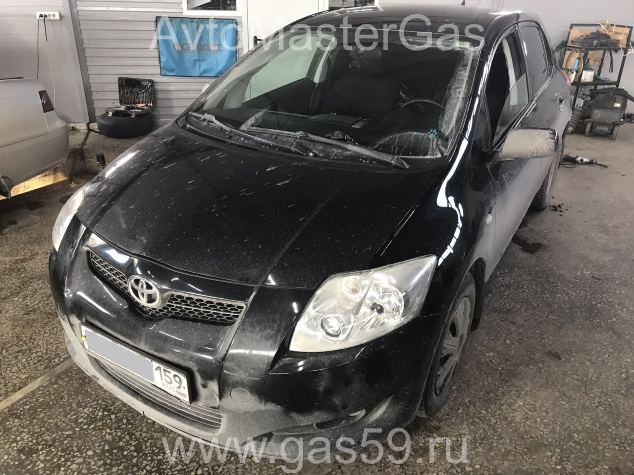 Монтаж ГБО на Toyota Auris 2007г., ГБО 4 поколения, пропан LANDIRENZO (Италия), двигатель 1.6л. 4 цилиндра