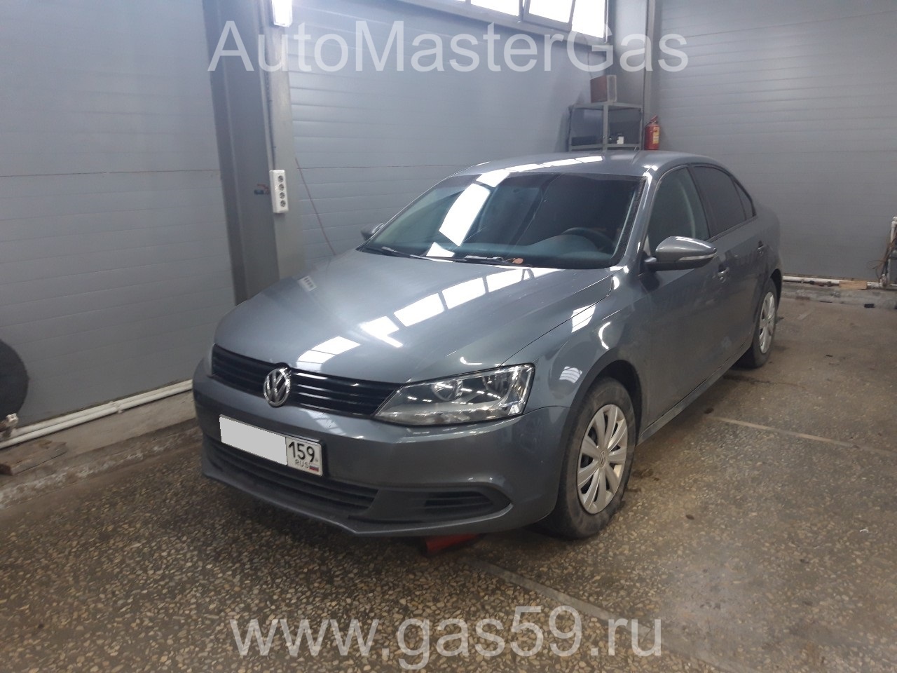 Монтаж ГБО на Volkswagen Jetta 2014г., ГБО 4 поколения, метан LANDIRENZO (Италия), двигатель 1.6л. 4 цилиндра, 105 л.с.