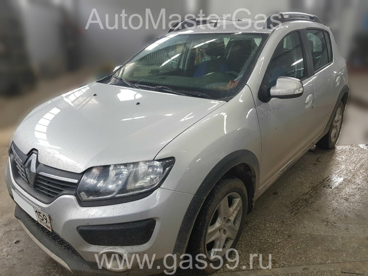 Монтаж ГБО на Renault Sandero 2017г., ГБО 4 поколения, пропан LANDIRENZO (Италия), двигатель 1.6л. 4 цилиндра
