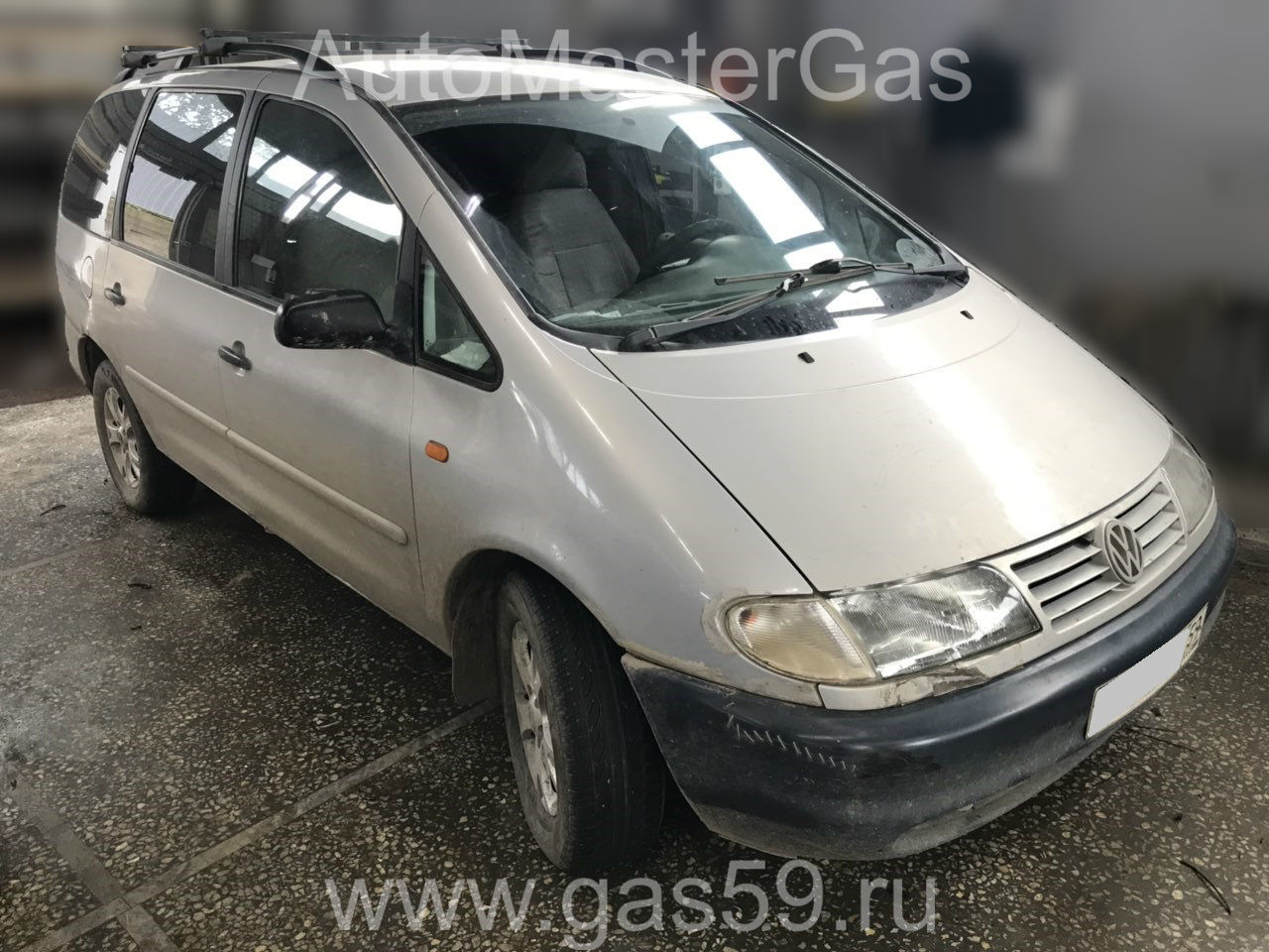 Монтаж ГБО на Volkswagen Sharan 1998г., ГБО 4 поколения, пропан LANDIRENZO (Италия), двигатель 2.0л. 4 цилиндра