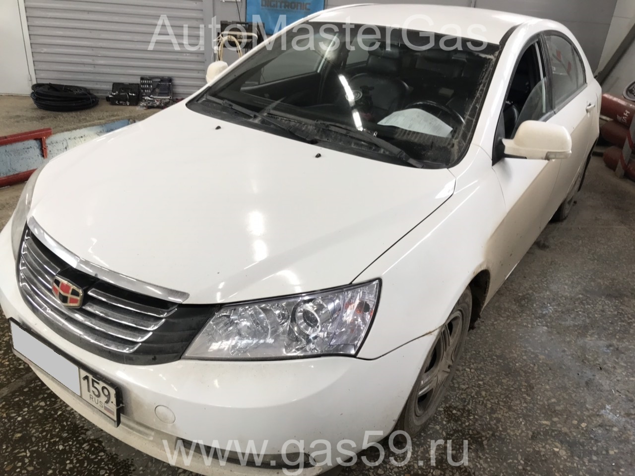 Монтаж ГБО на Geely Emgrand EC7 2013г., ГБО 4 поколения, метан LANDIRENZO (Италия), двигатель 1.8л. 4 цилиндра