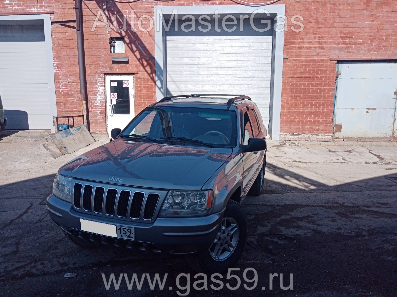 Монтаж ГБО на Jeep Grand Cherokee 2000г., ГБО 4 поколения, пропан LANDIRENZO (Италия), двигатель 4.0л. 6 цилиндров