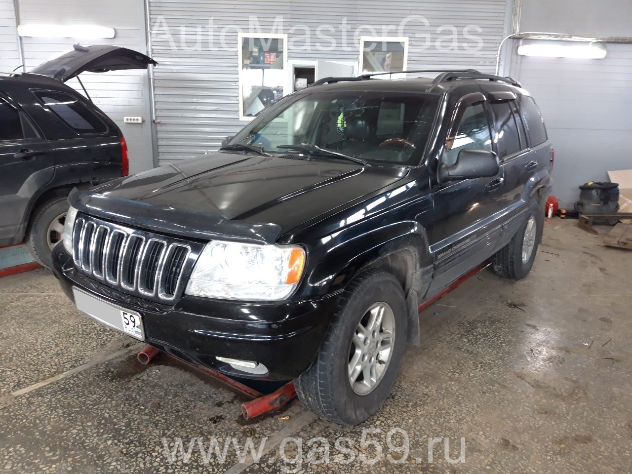 Монтаж ГБО на Jeep Grand Cherokee Limited 2001г., ГБО 4 поколения, пропан DIGITRONIC (Италия), двигатель 4.7л. 8 цилиндров