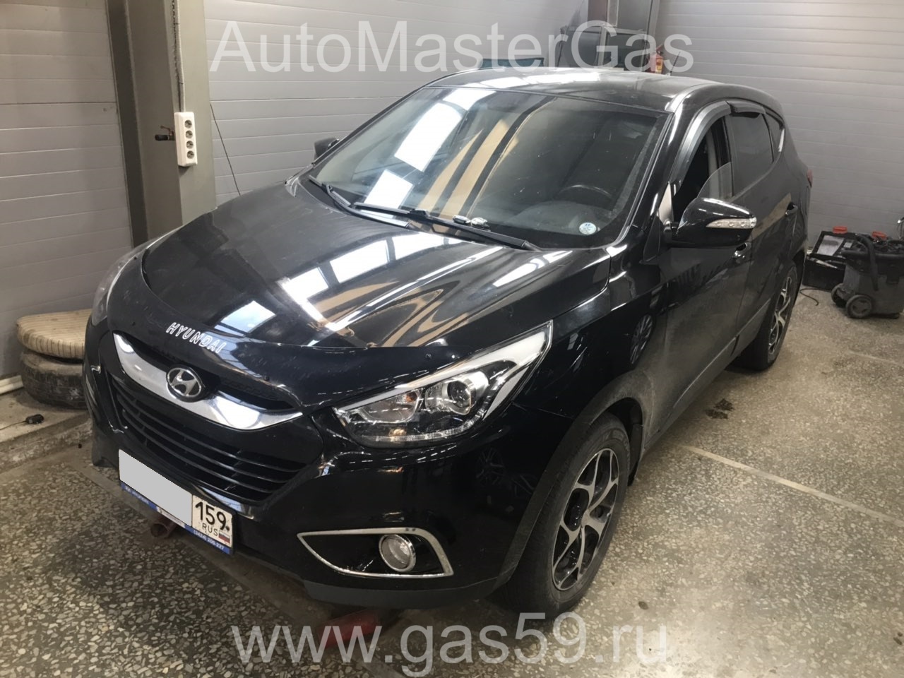 Монтаж ГБО на Hyundai ix35 2015г., ГБО 4 поколения, метан LANDIRENZO (Италия), двигатель 2.0л. 4 цилиндра 150 л.с.