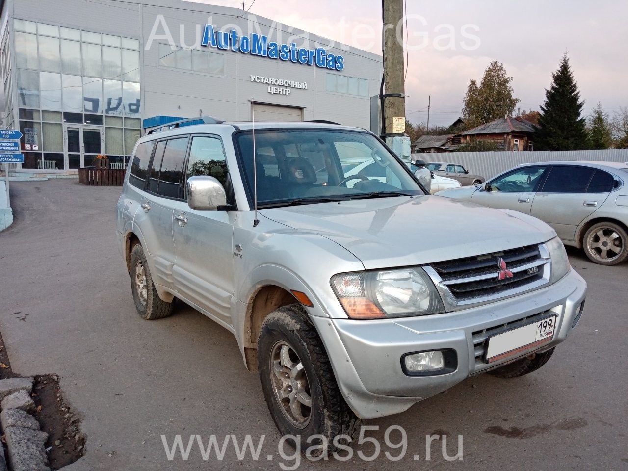Монтаж ГБО на Mitsubishi Montero 2000г., ГБО 4 поколения, пропан LANDIRENZO (Италия), двигатель 3.5л. 6 цилиндров