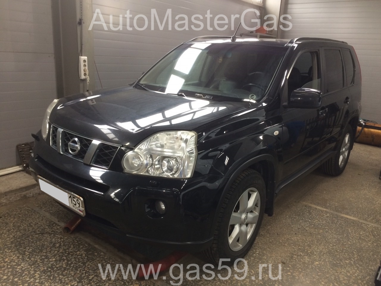 Монтаж ГБО на Nissan X-Trail 2008г., ГБО 4 поколения, пропан LANDIRENZO (Италия), двигатель 2.5л. 4 цилиндра