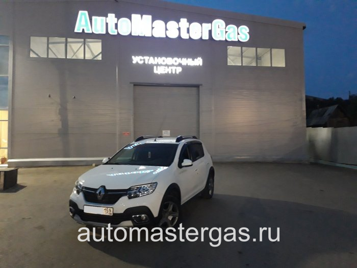 Монтаж ГБО на Renault Sandero 2019г., ГБО 4 поколения, метан LANDIRENZO (Италия), двигатель 1.6л. 4 цилиндра