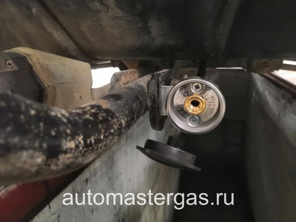 Монтаж ГБО на Renault Duster 2018г., ГБО 4 поколения, пропан LANDI RENZO (Италия), двигатель 2.0л. 4 цилиндра