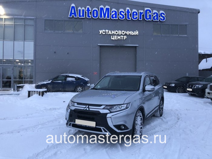 Монтаж ГБО на Mitsubishi Outlander 2020г., ГБО 4 поколения, пропан LANDI RENZO (Италия), двигатель 2.0л. 4 цилиндра