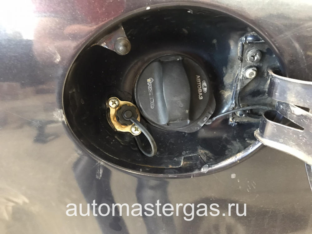 Монтаж ГБО на Lada Granta  2013г., ГБО 4 поколения, пропан LANDI RENZO (Италия), двигатель 1.6л. 4 цилиндра