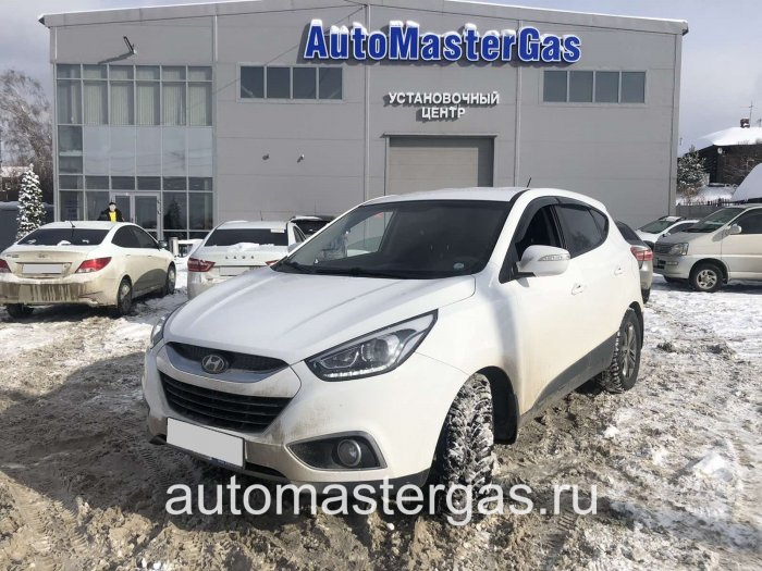 Монтаж ГБО на Hyundai IX35 2015г., ГБО 4 поколения, метан LANDI RENZO (Италия), двигатель 2.0л. 4 цилиндра
