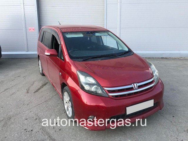 Монтаж ГБО на Toyota ISIS 2013г., ГБО 4 поколения, пропан LANDI RENZO (Италия), двигатель 2.0 л. 4 цилиндра