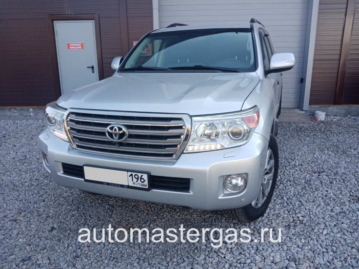Монтаж ГБО на Toyota Land Cruiser 200 2012г., ГБО 4 поколения, пропан LANDIRENZO (Италия), двигатель 4.6л. 8 цилиндров